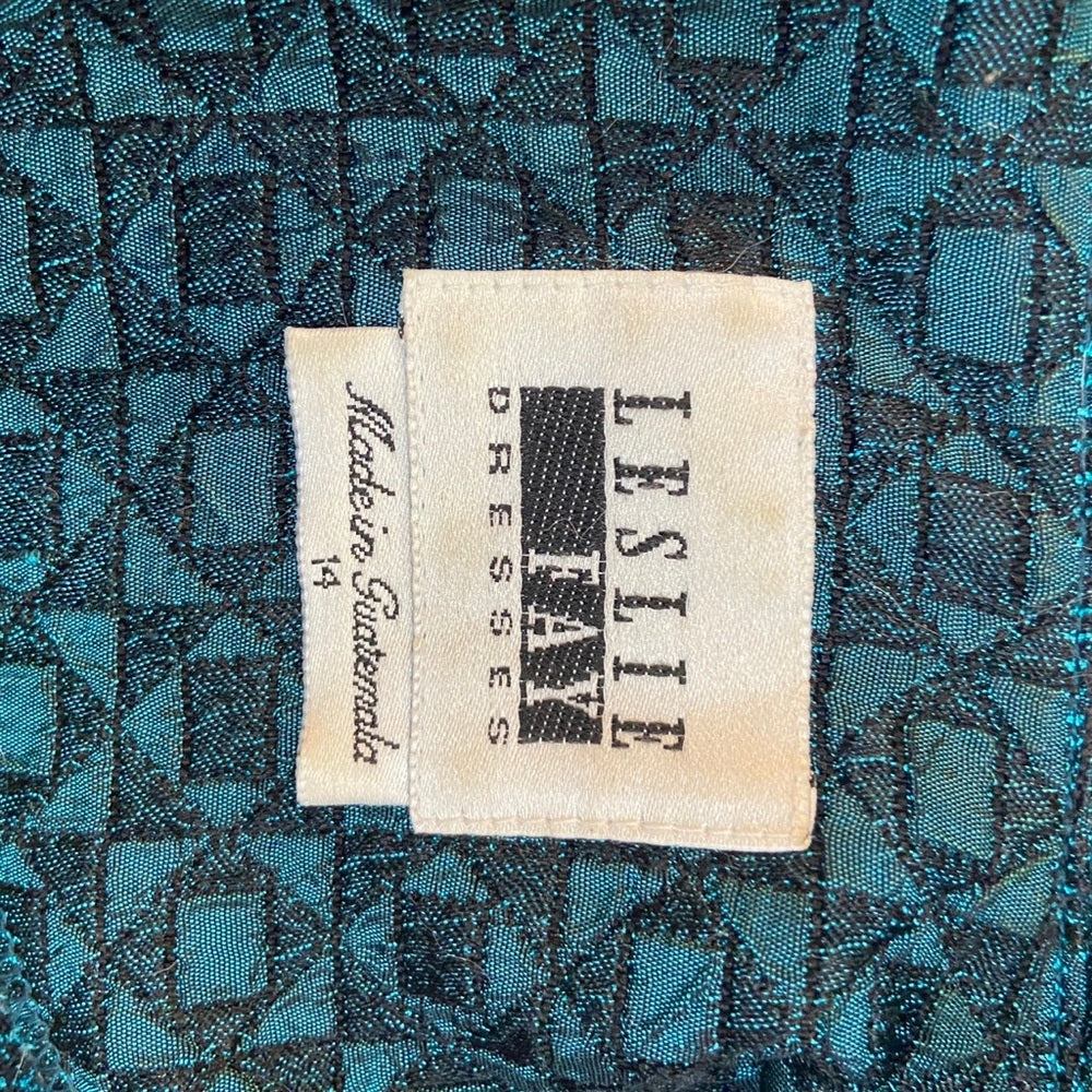 Leslie Fay 2pc Dark Teal Suit Outfit Set. (Size M-L)