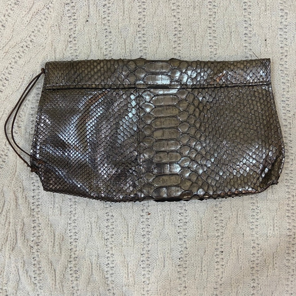 Metallic Silver Faux Snakeskin Leather Clutch Wristlet-Crossbody