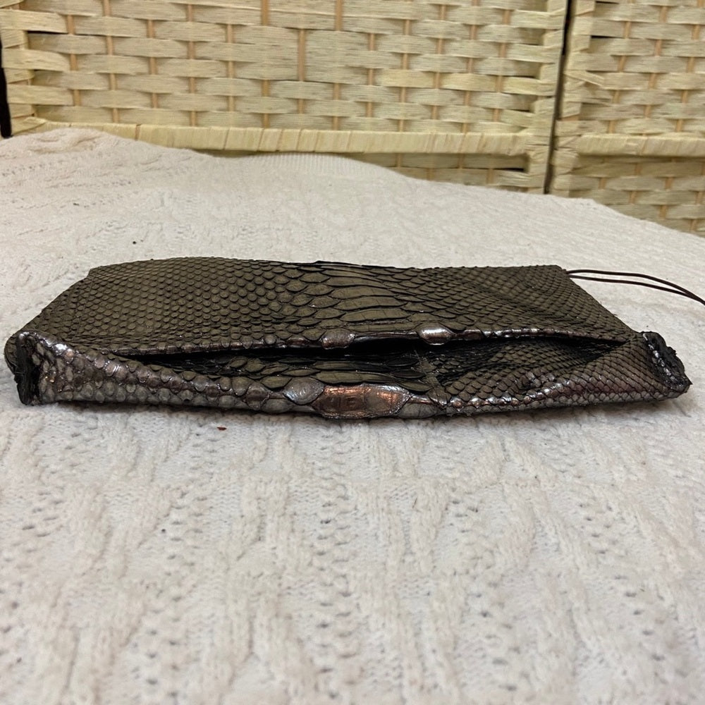 Metallic Silver Faux Snakeskin Leather Clutch Wristlet-Crossbody