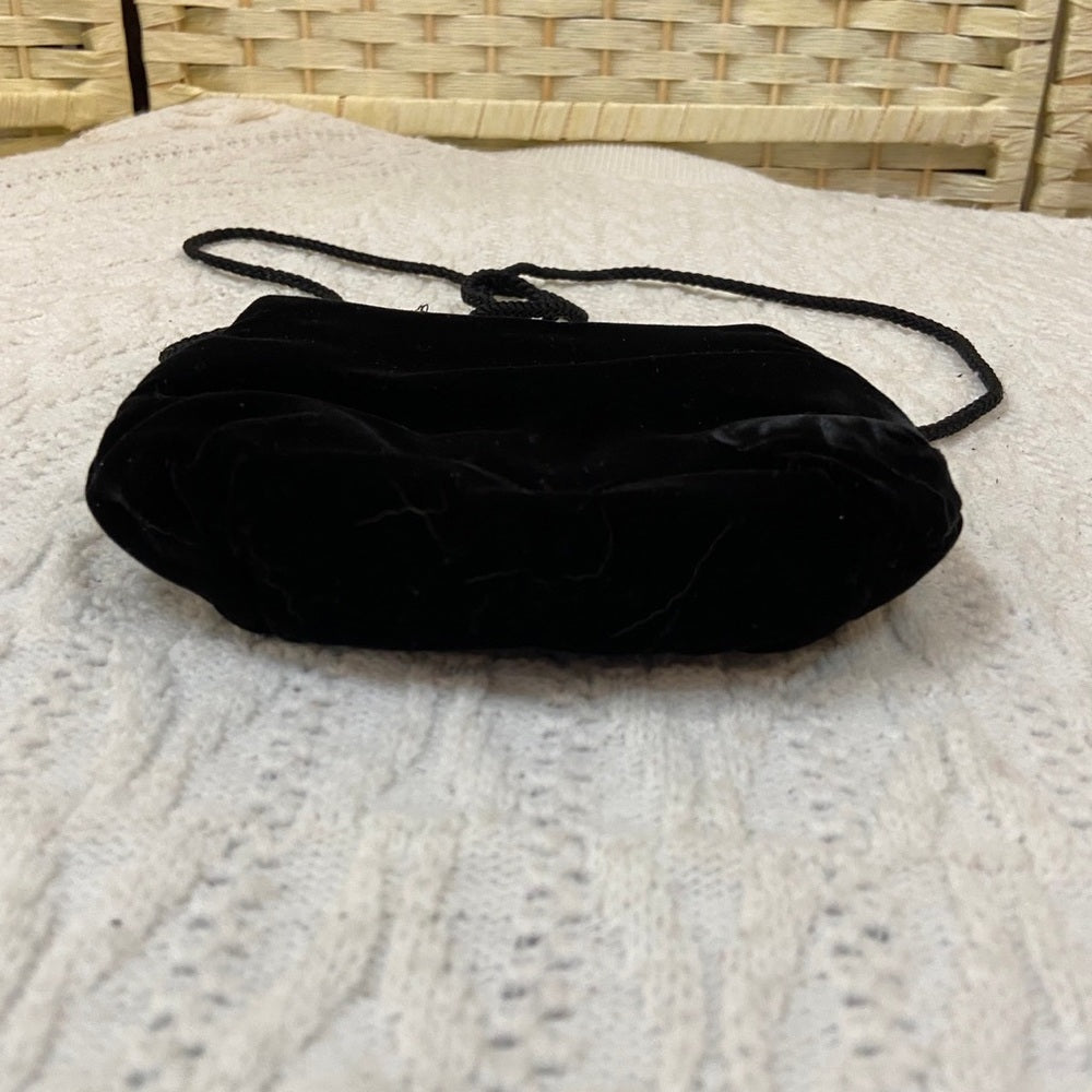 Vintage Sorpressa Black Velvet Beaded Evening Bag