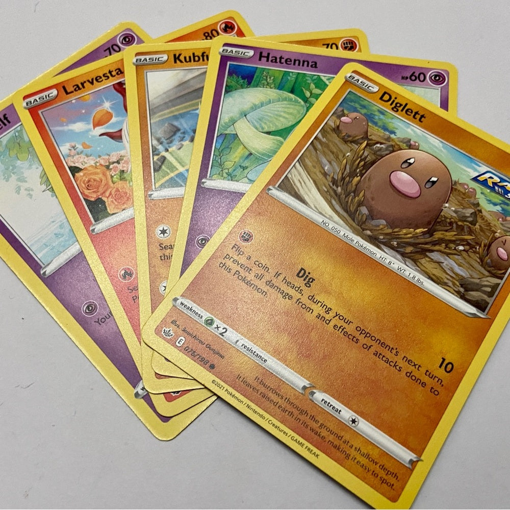 Lot of 5 Pokemon Cards # 5