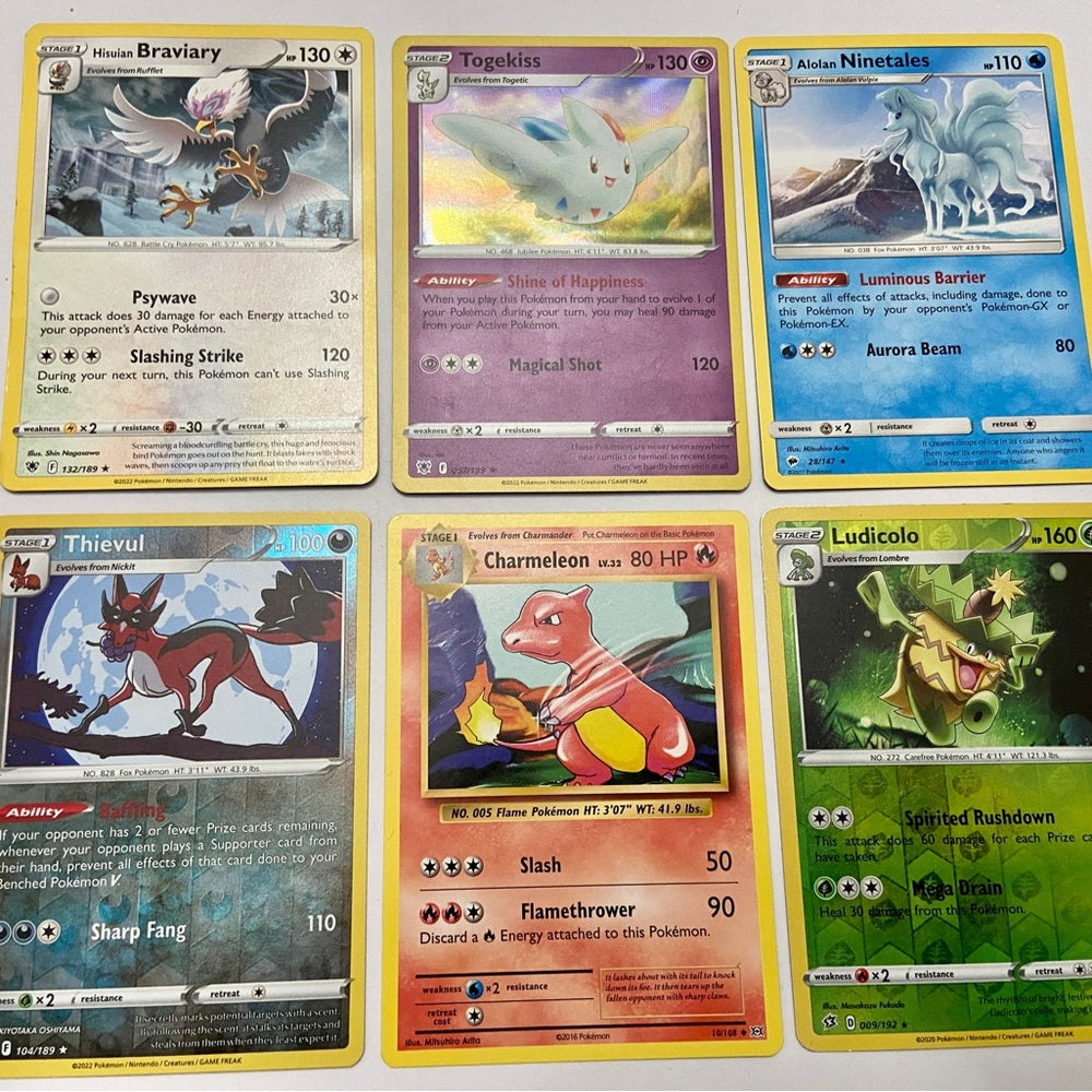 Lot of 6 Pokemon Cards # 6