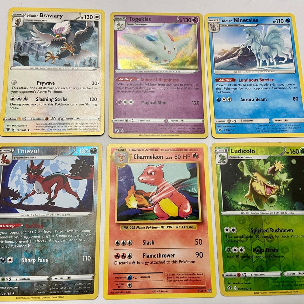 Lot of 6 Pokemon Cards # 6