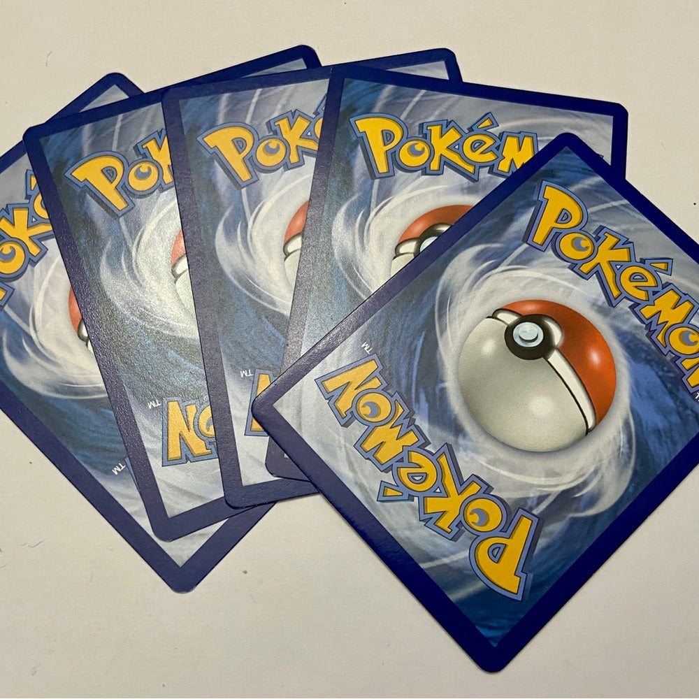 Lot of 5 Pokemon Cards # 7