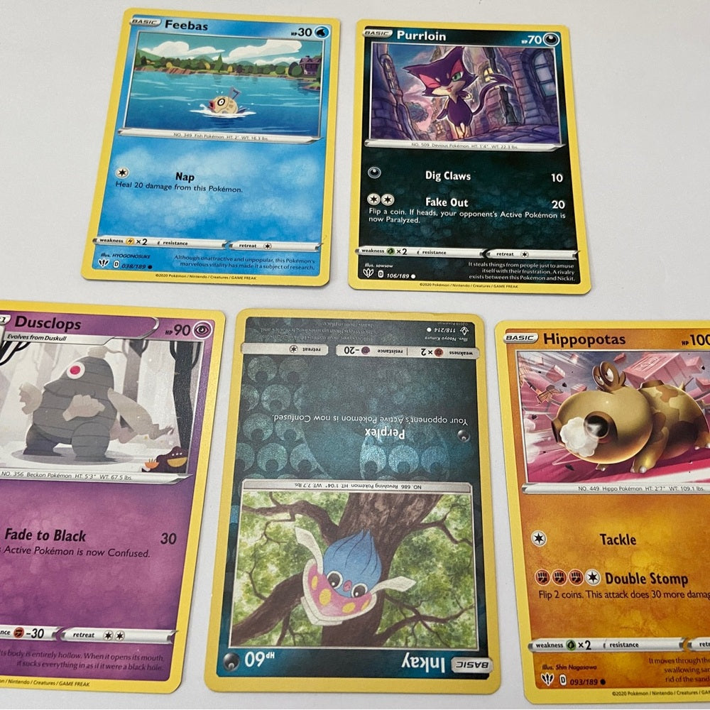 Lot 22- 5 Pokemon Cards and 5 Pokémon Figures