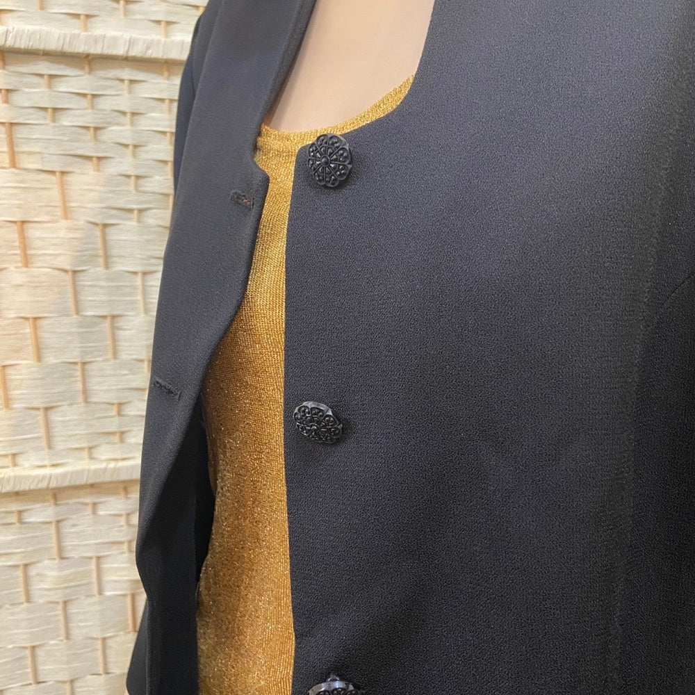 Leslie Fay Black Front Button Top Size L