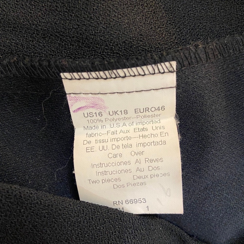Leslie Fay Black Front Button Top Size L