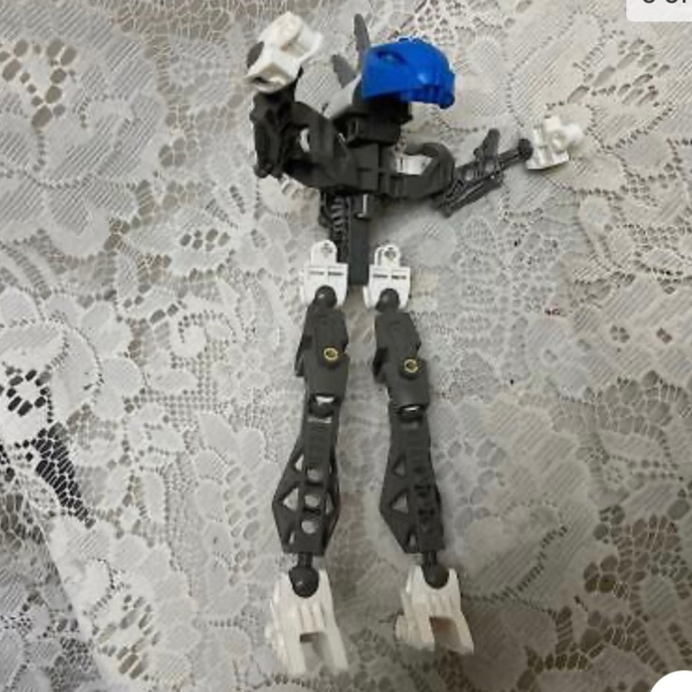 Vintage, Rare, Lego, Bionicle Blue-Gray Action Figure 8in x 5in (B0222)