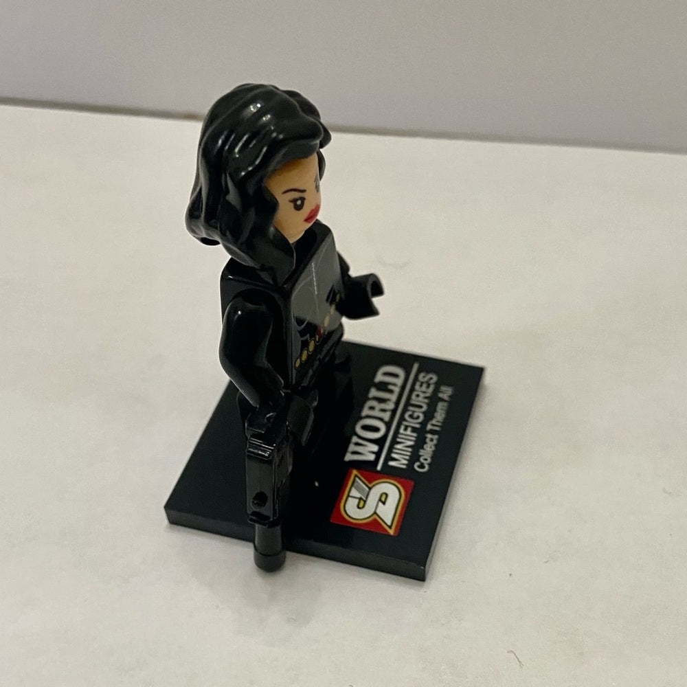 World Mini Figures-Long Haired, Black Widow, 2-inch Miniature Figure