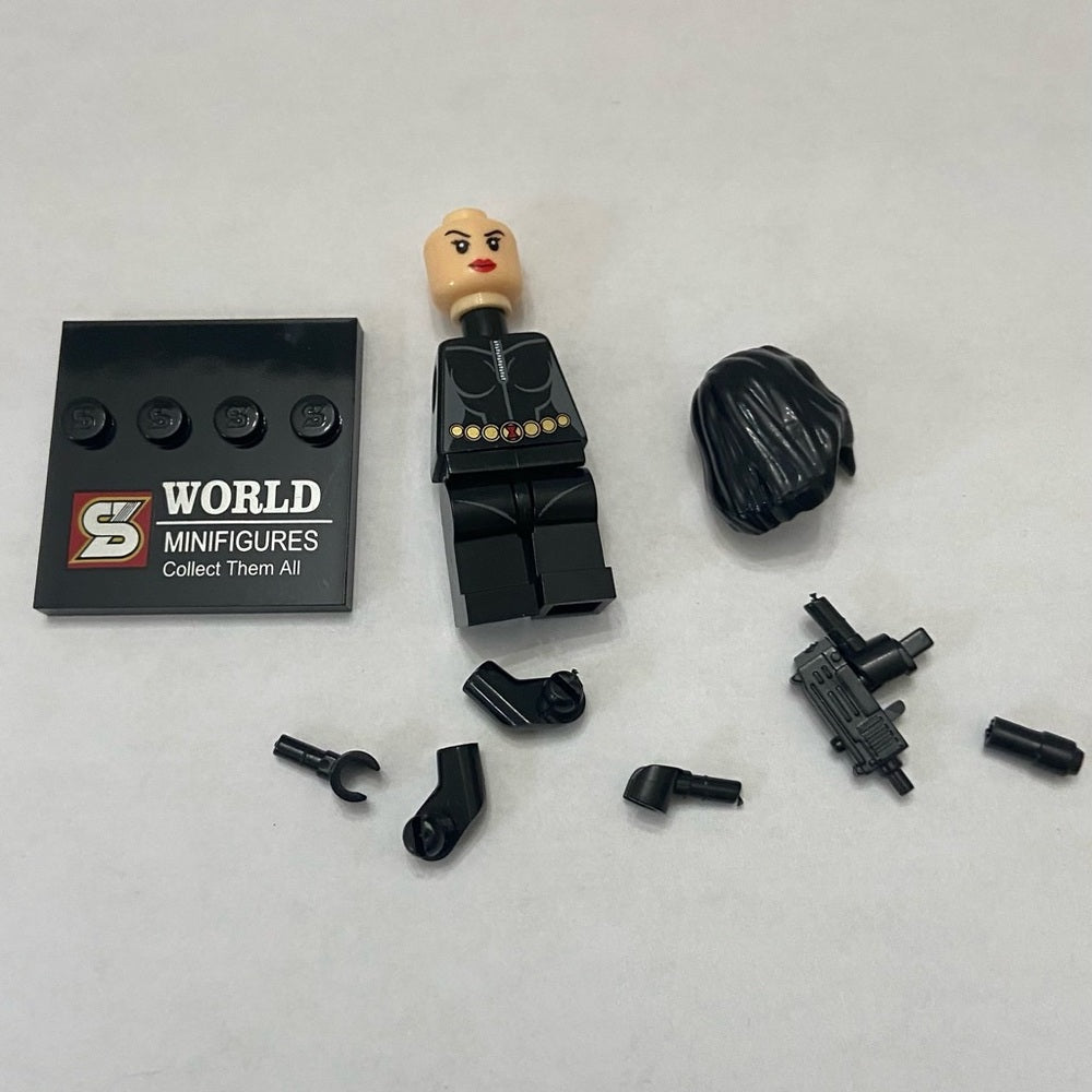World Mini Figures-Long Haired, Black Widow, 2-inch Miniature Figure