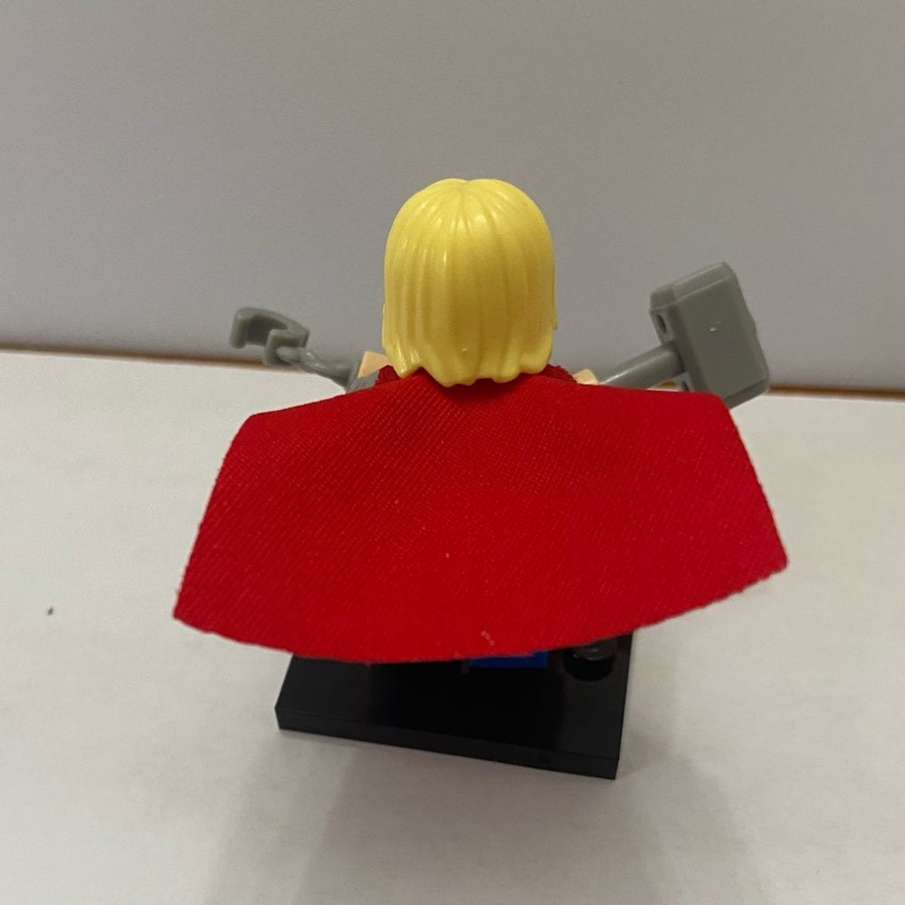 World Mini Figures-Red Cape Thor, 2-inch Miniature Figure