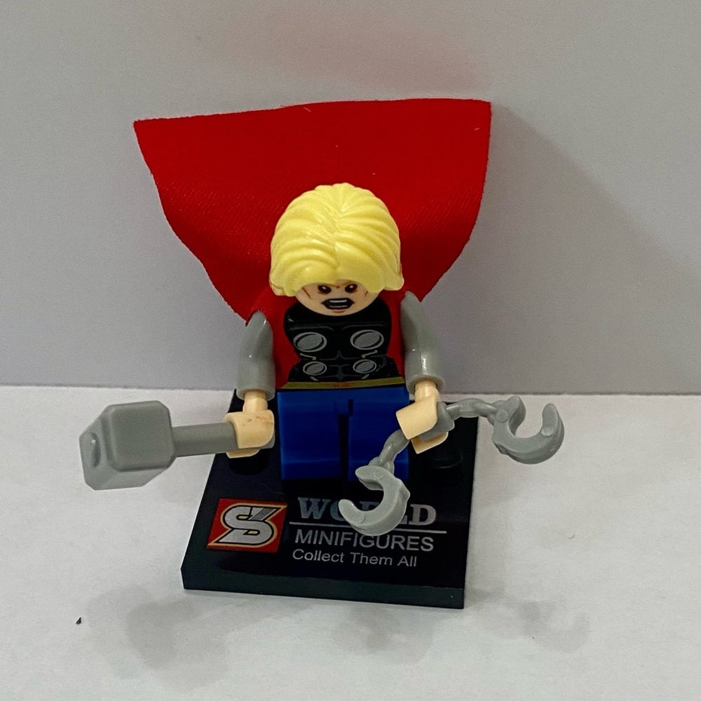 World Mini Figures-Red Cape Thor, 2-inch Miniature Figure