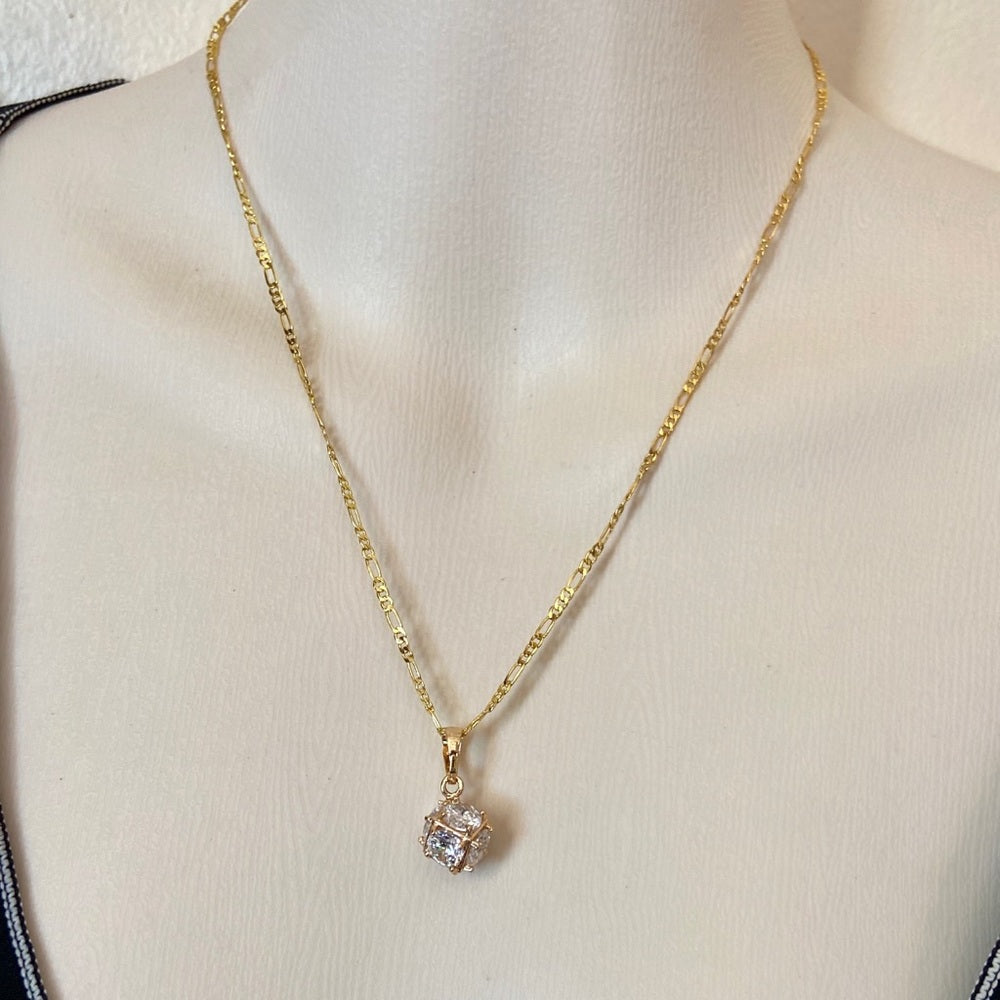 Vintage Encased Diamonds 17in Gold Plated Pendant Necklace