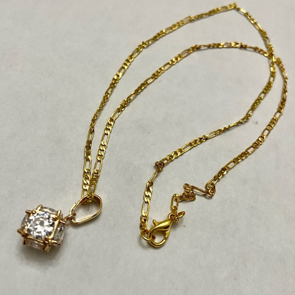 Vintage Encased Diamonds 17in Gold Plated Pendant Necklace