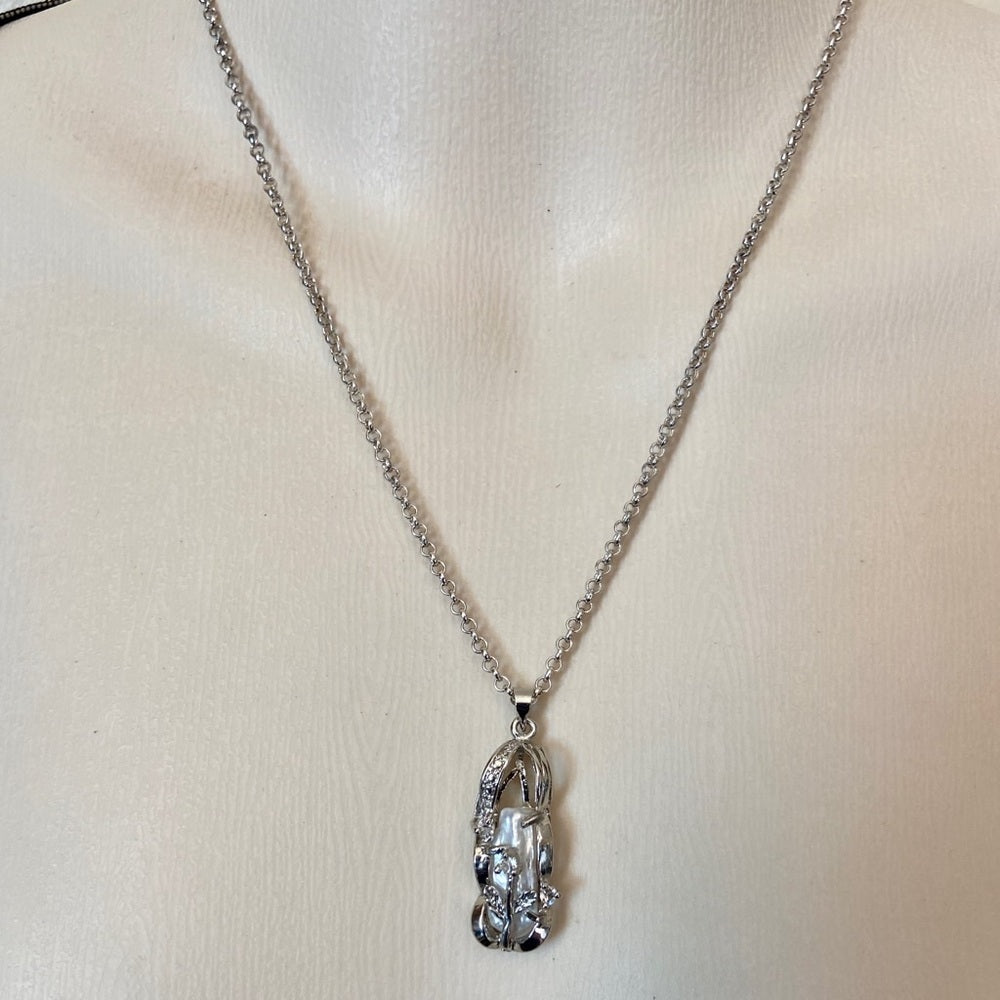 Vintage Encased Biwa Pearls Pendant w/18in Sterling-925 Chain Necklace