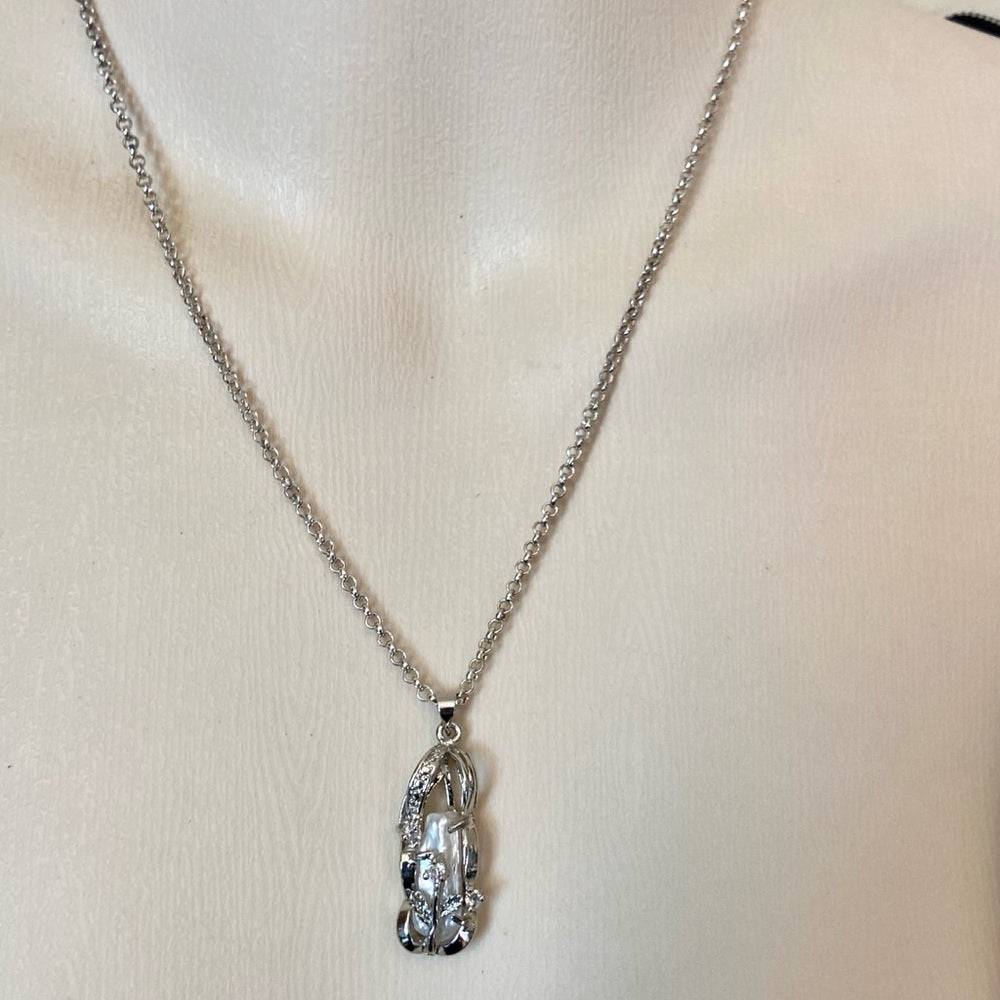 Vintage Encased Biwa Pearls Pendant w/18in Sterling-925 Chain Necklace