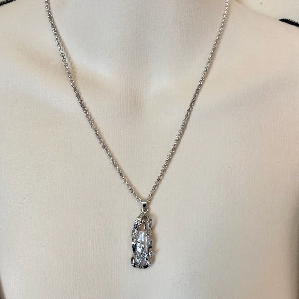 Vintage Encased Biwa Pearls Pendant w/18in Sterling-925 Chain Necklace