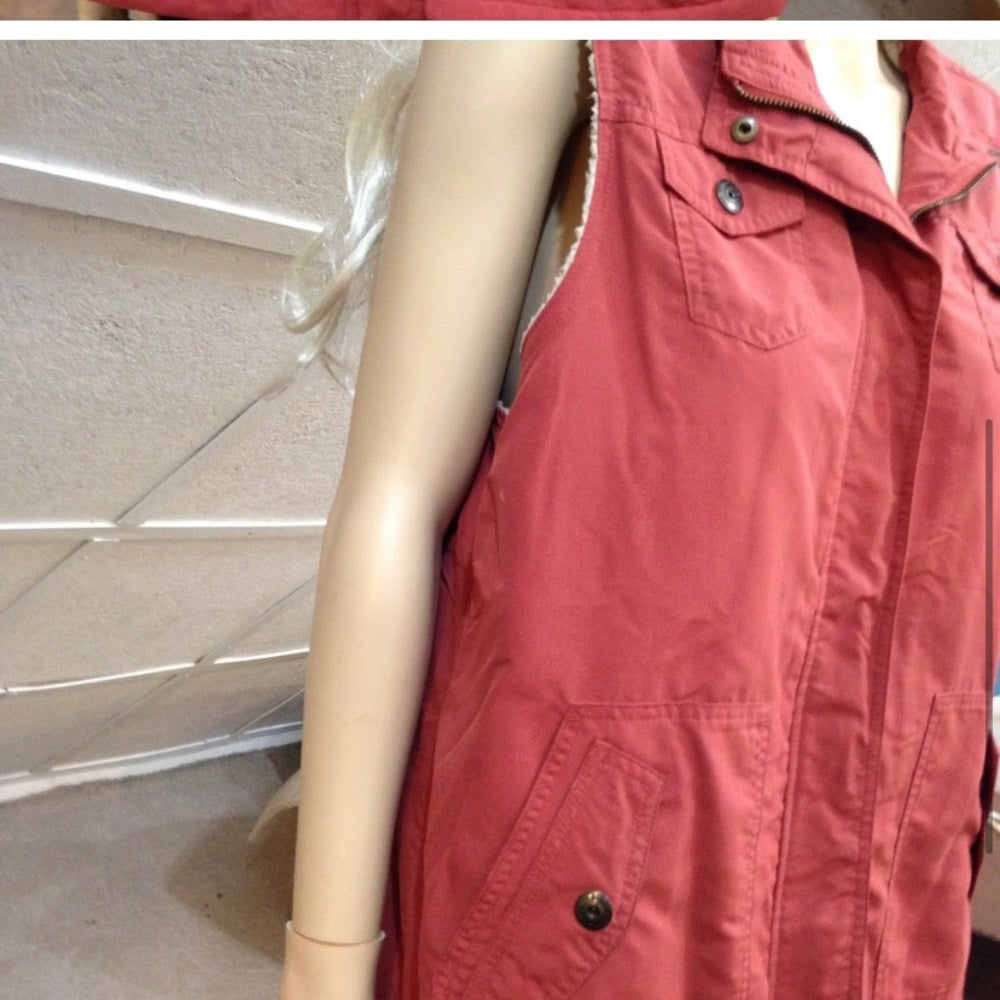 Sonoma Life Style Pink-Fleece Zip Vest (L)