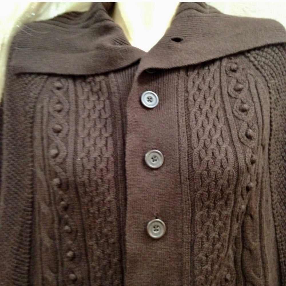 Description Vintage Dialogue Brown Swing, Sweater, Shawl Cape (OS)