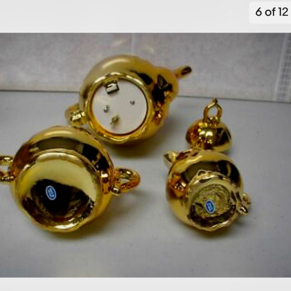 Vintage, Made in Japan, 12-pc Musical-Gilded Ceramic Tea Set (sftz) This is a
