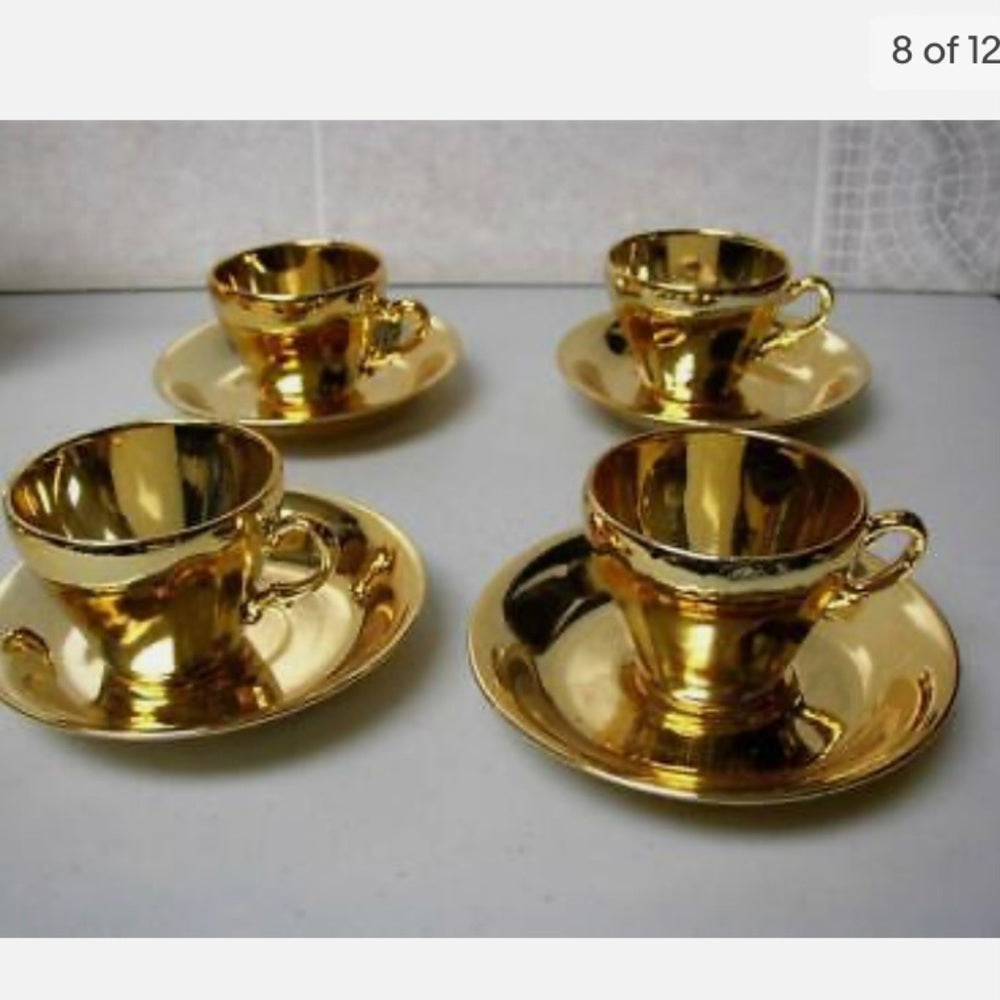 Vintage, Made in Japan, 12-pc Musical-Gilded Ceramic Tea Set (sftz) This is a