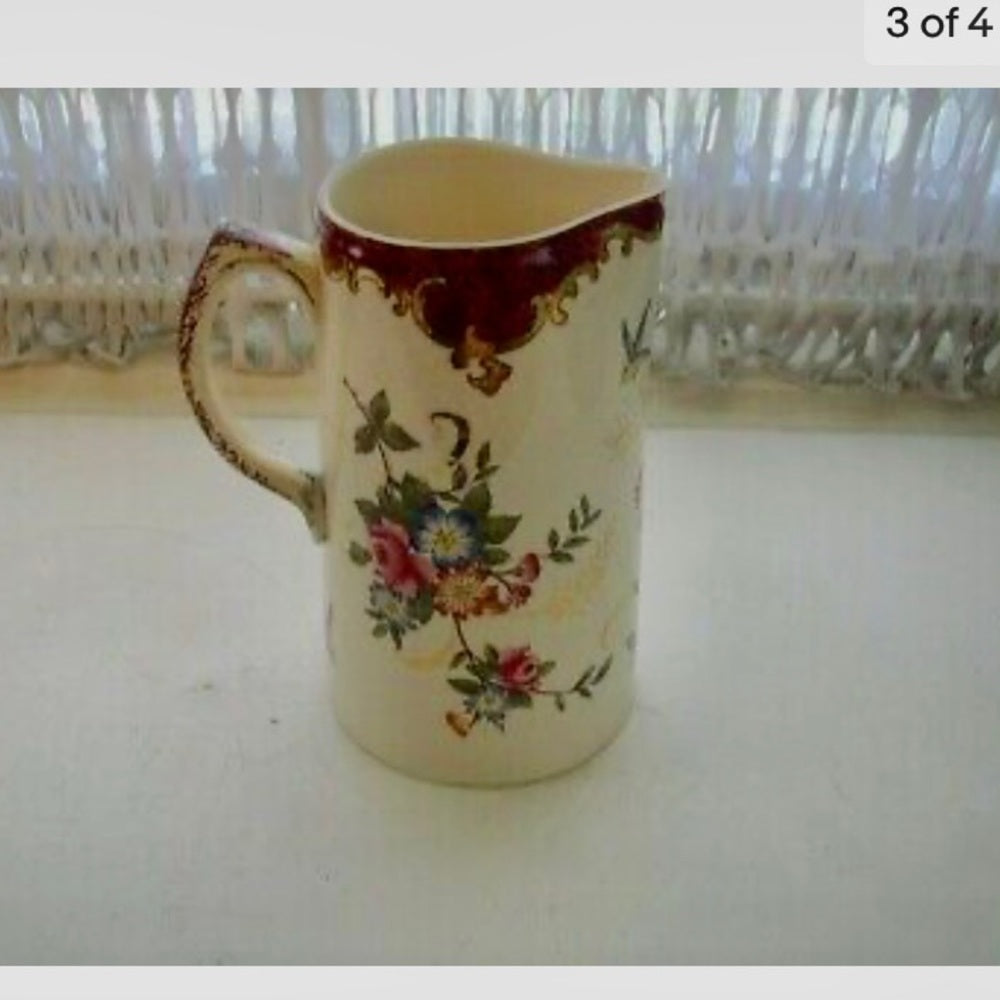 Antique, Chelsea Birds and Floral Pitcher (sftd) This is a fabulous pitcher,