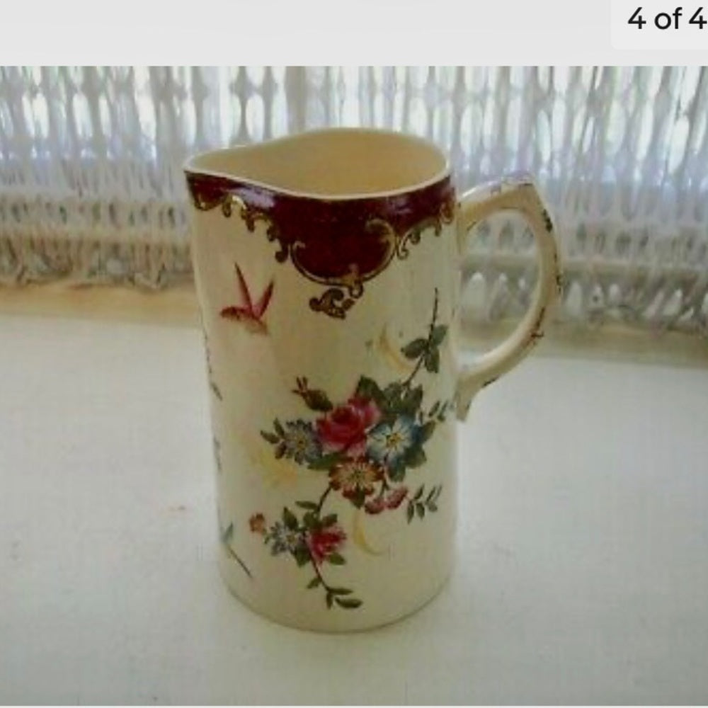 Antique, Chelsea Birds and Floral Pitcher (sftd) This is a fabulous pitcher,