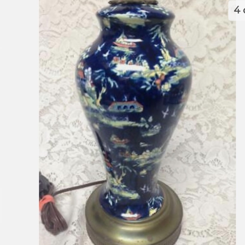Vintage Royal Winton Variant Polychrome Willow Electric TableLamp 26T x 13.5 D