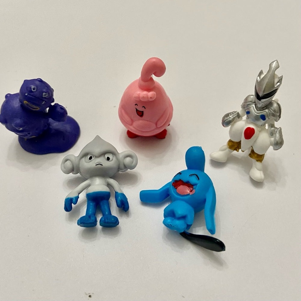 Lot (C): 3 Pokemon Reverse Holo Cards and 5 Pokemon Figures