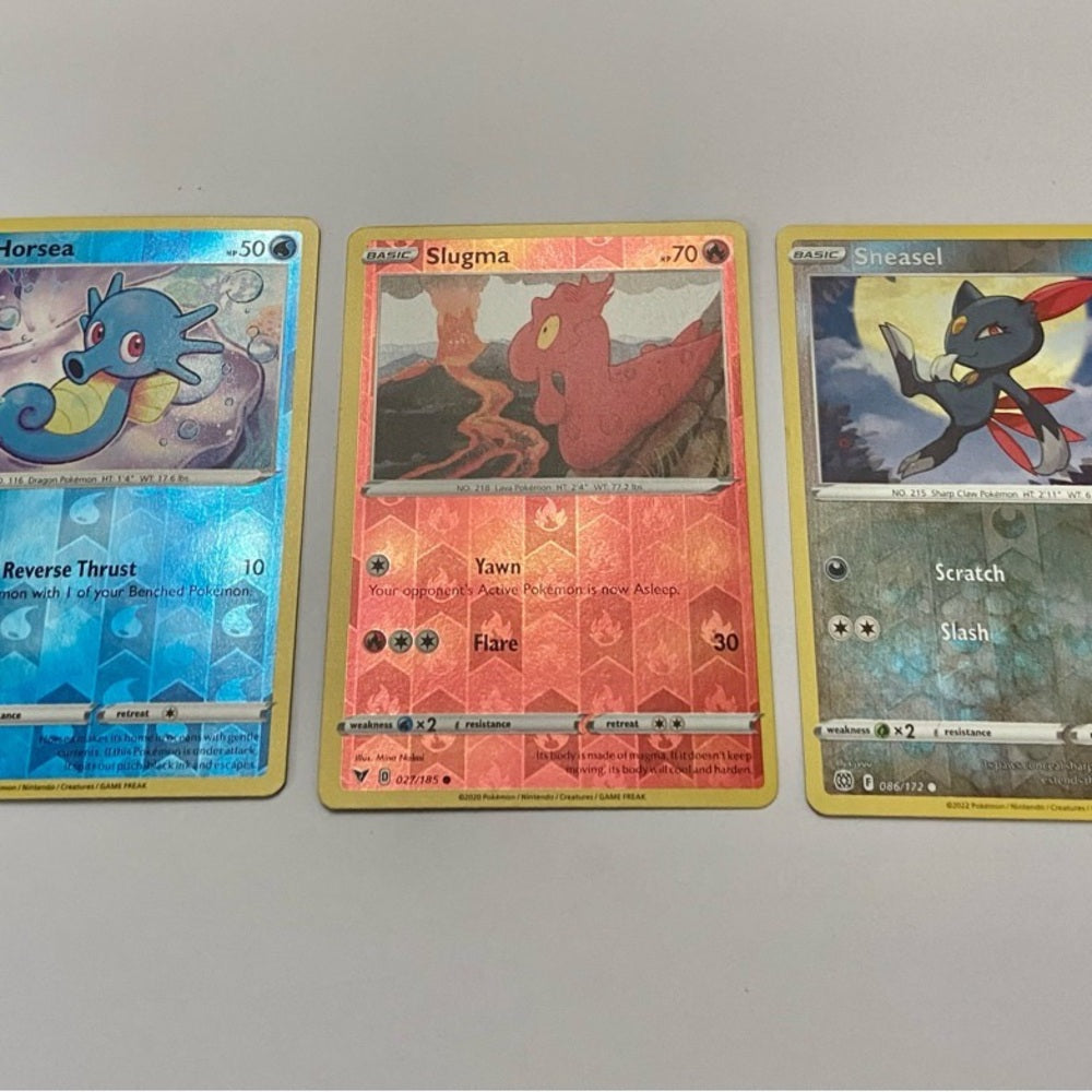 Lot (I): 3 Pokemon Reverse Holo Cards and 3 Pokemon Gold Fan Arts