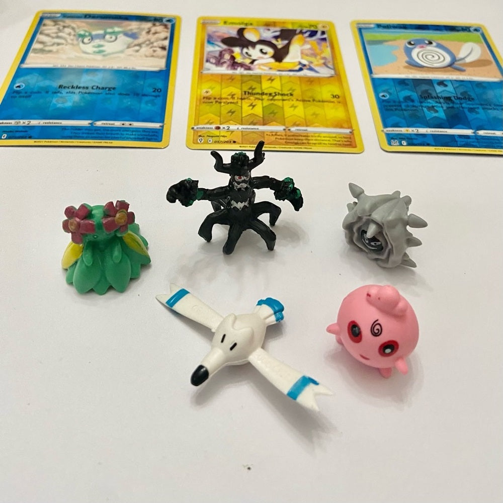 Lot (E): 3 Pokemon Reverse Holo Cards and 5 Pokemon Figures