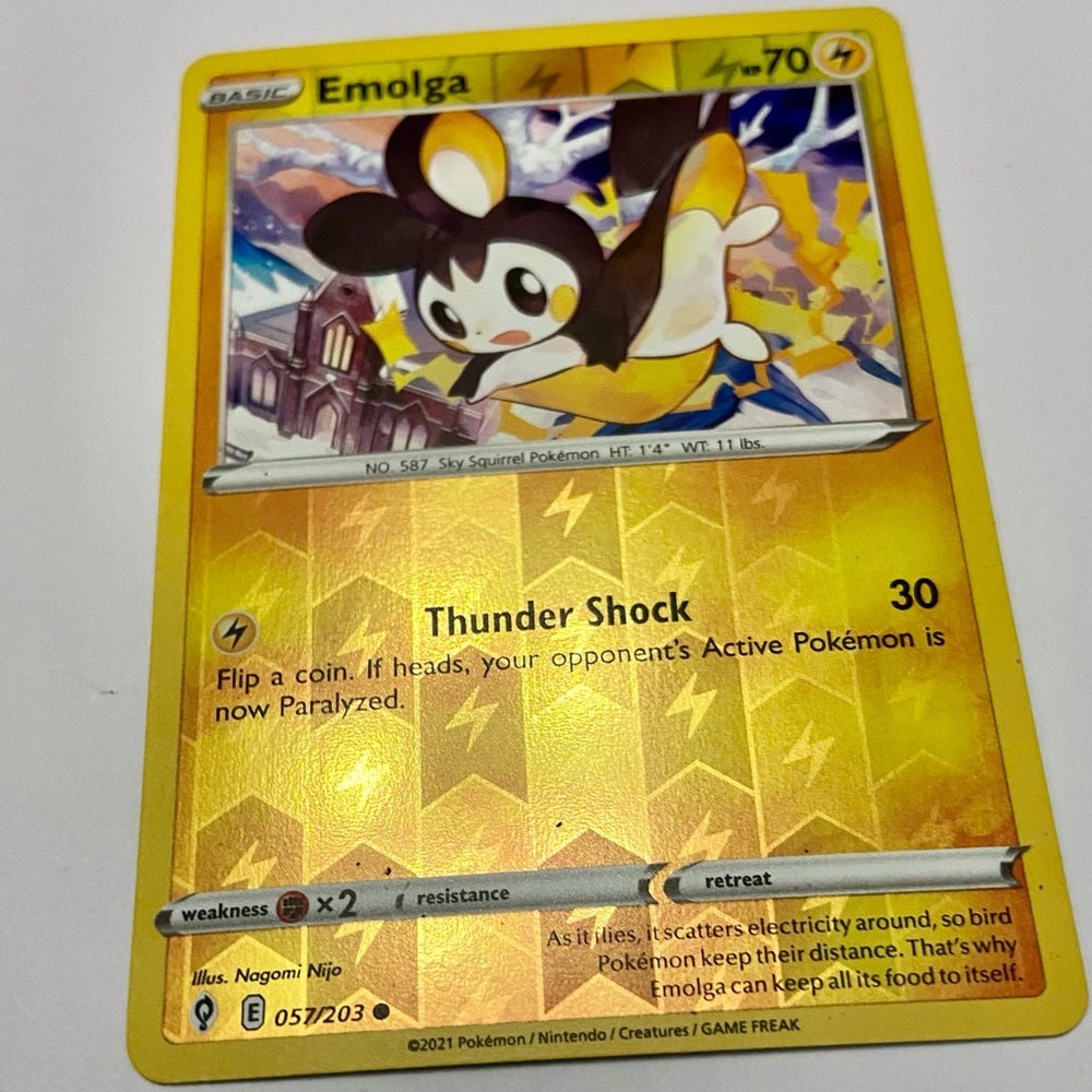 Lot (E): 3 Pokemon Reverse Holo Cards and 5 Pokemon Figures