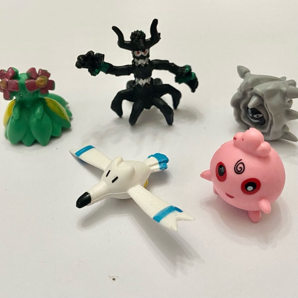 Lot (E): 3 Pokemon Reverse Holo Cards and 5 Pokemon Figures
