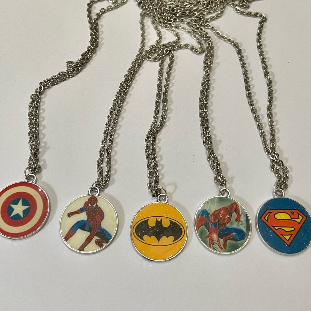 Vintage, Marvel Pendant Necklace- Caps. America