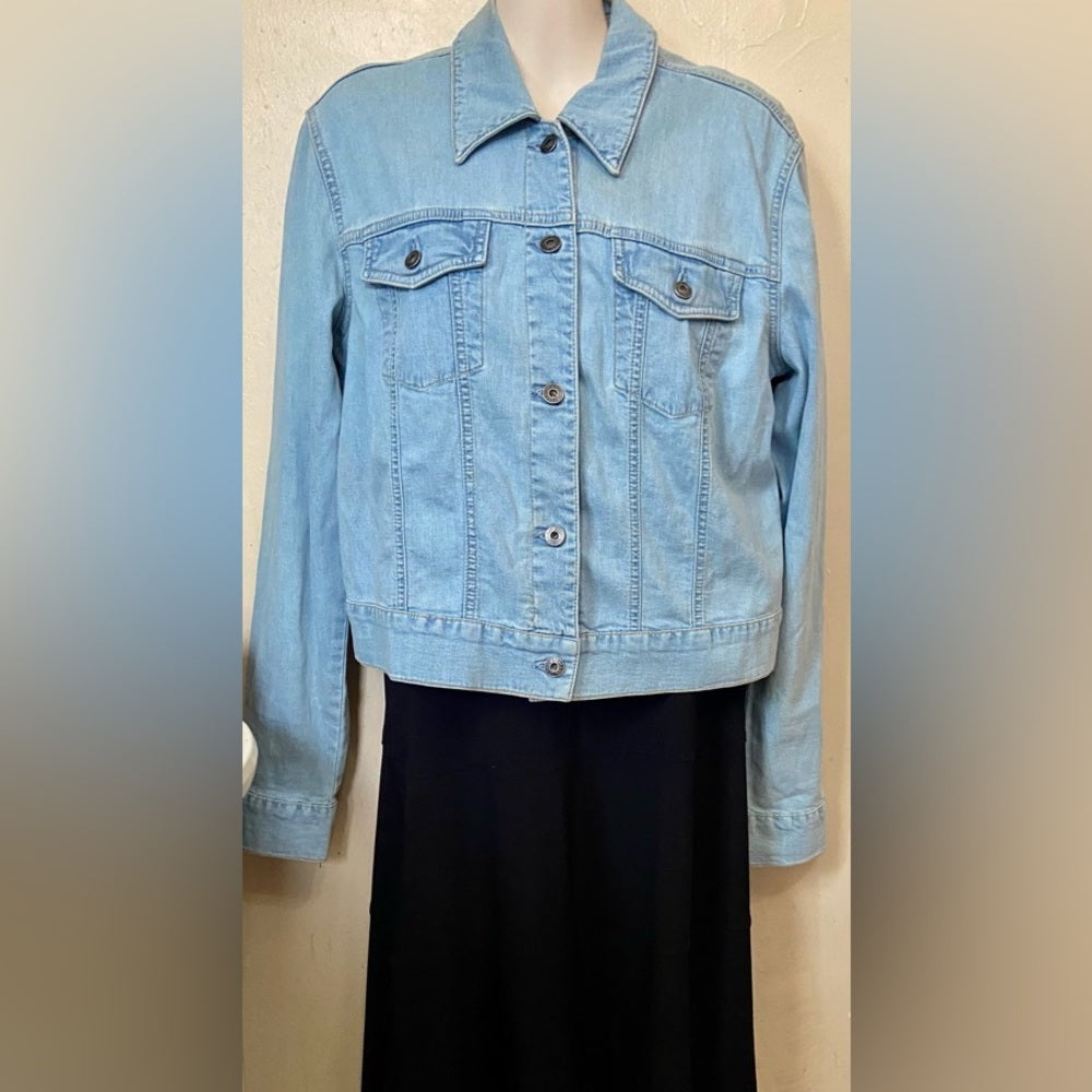 Gap Blue Jean Stretch Jacket. Size L