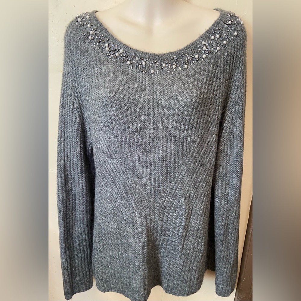 Ann Taylor, Elegant Gray Pullover Sweater with Rhinestones. (L)