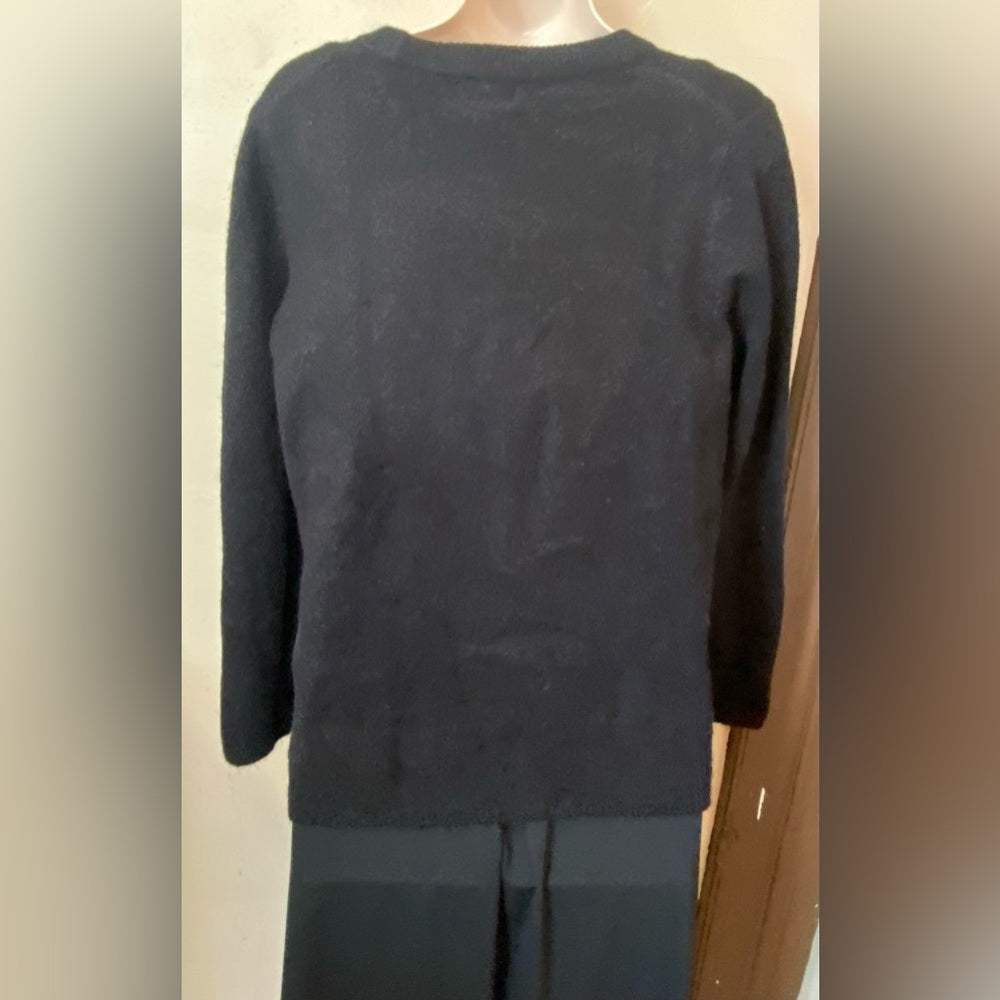 Old Navy Black Wool, Pull Over Sweater. (MP)