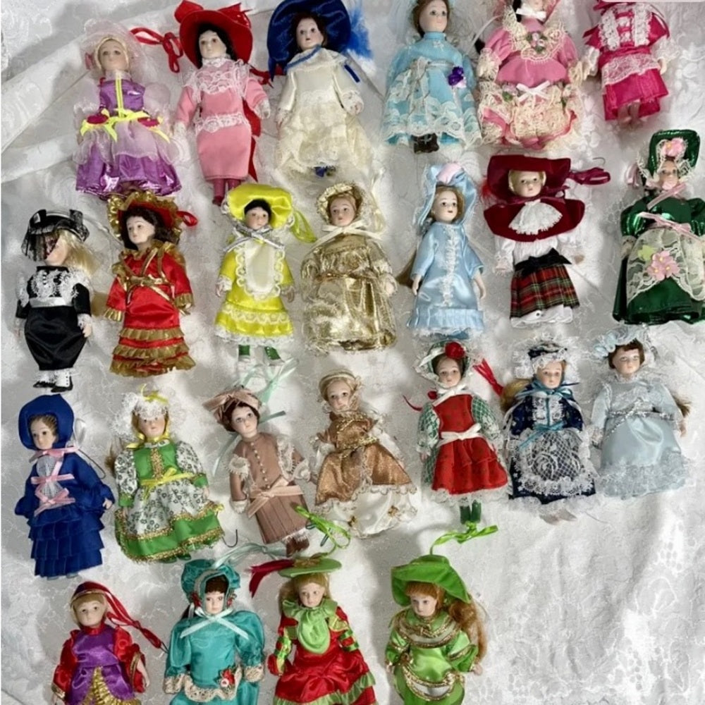 Vintage, Danburry Mint Collection,The Ladies of Fashion Christmas Ornament # 1