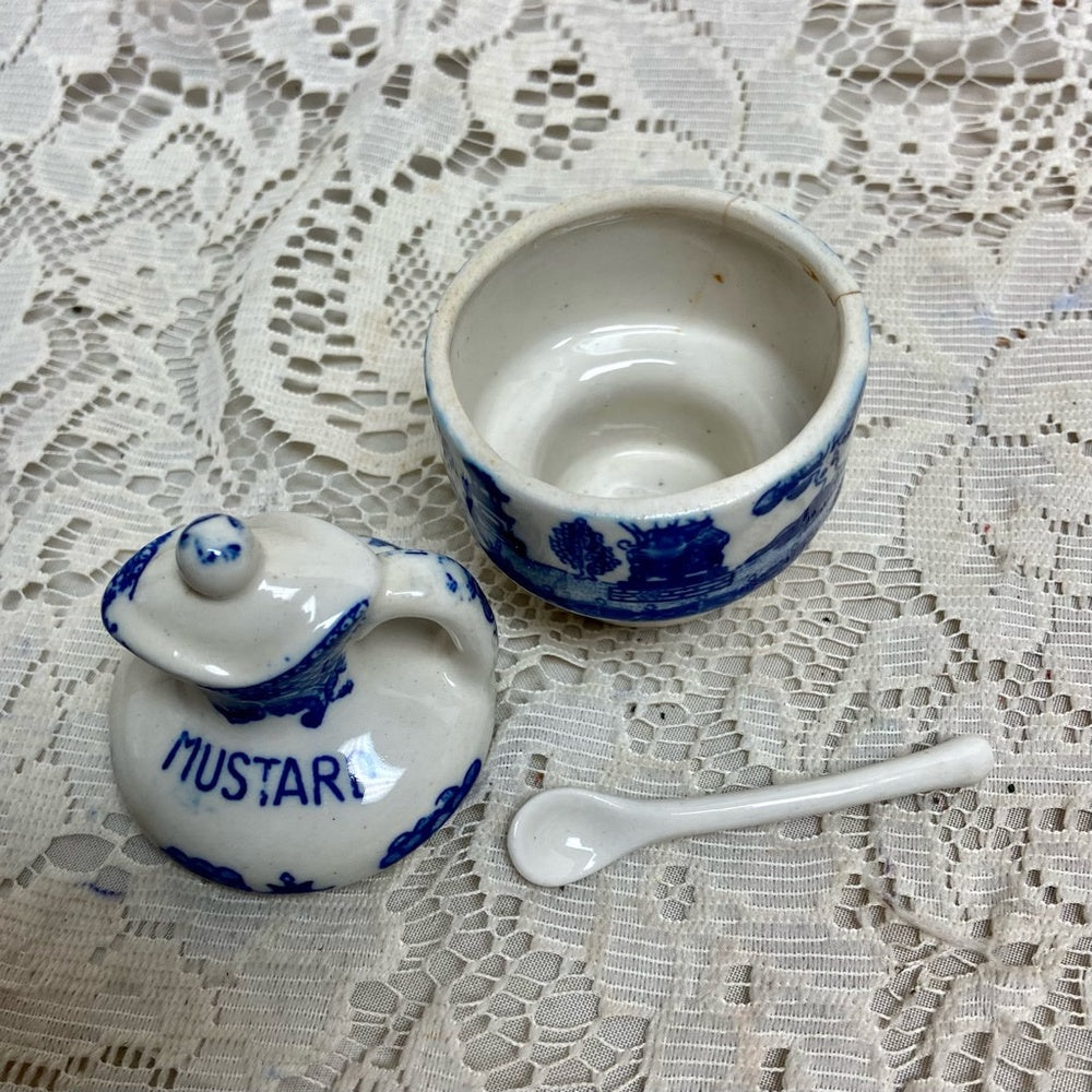 Vintage, Rare 11-pc Blue Willow Condiment Set.