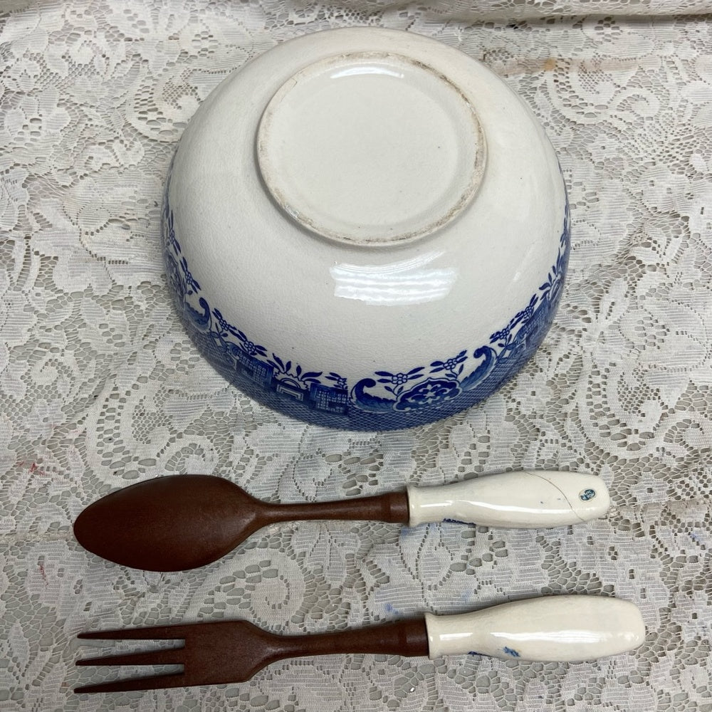 Vintage, 3pc Round Blue WillowSalad -Pasta Bowl w/ Spoon an Fork