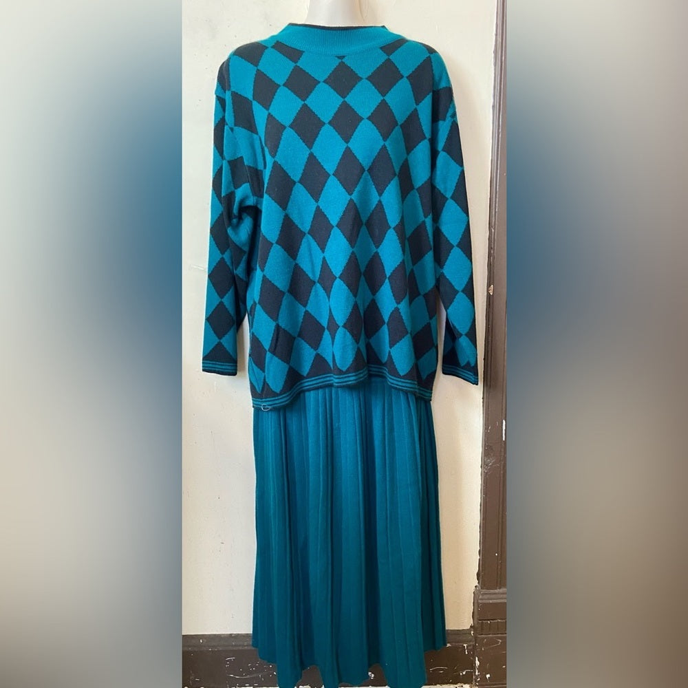 Vintage, Adolfo Collectibles 2-pc Teal Sweater Blouse and Skirt Size M-L