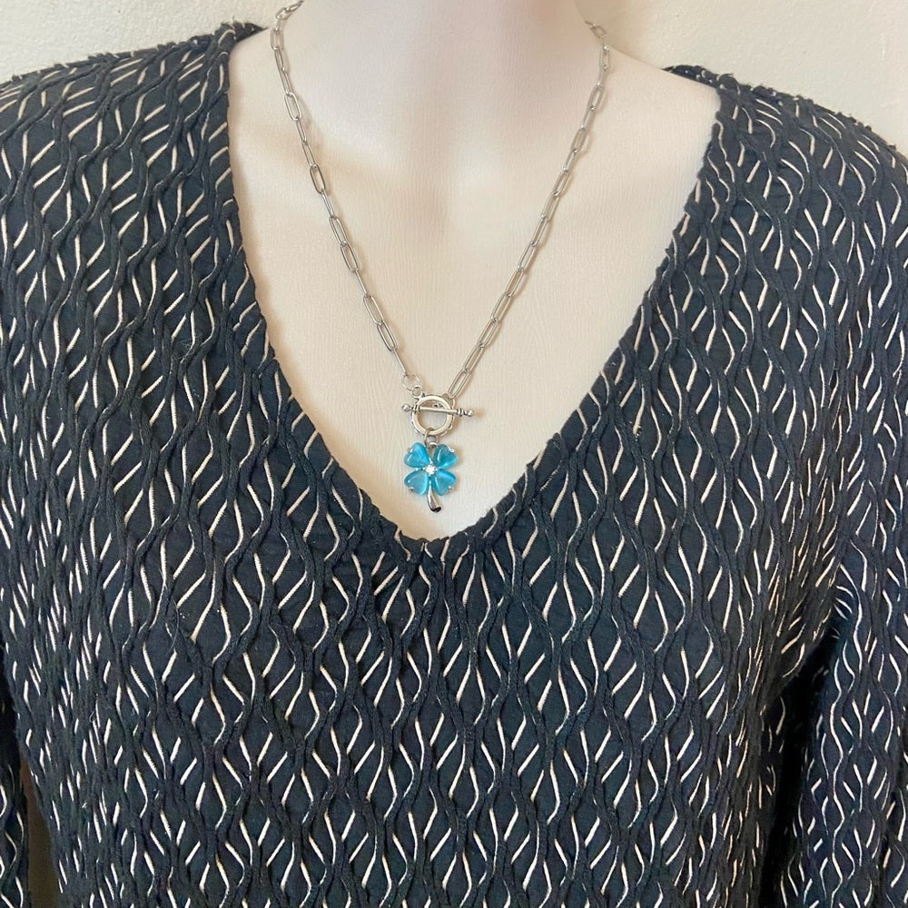 Vintage, Thermoset Teal Blue Floral Pendant Necklace