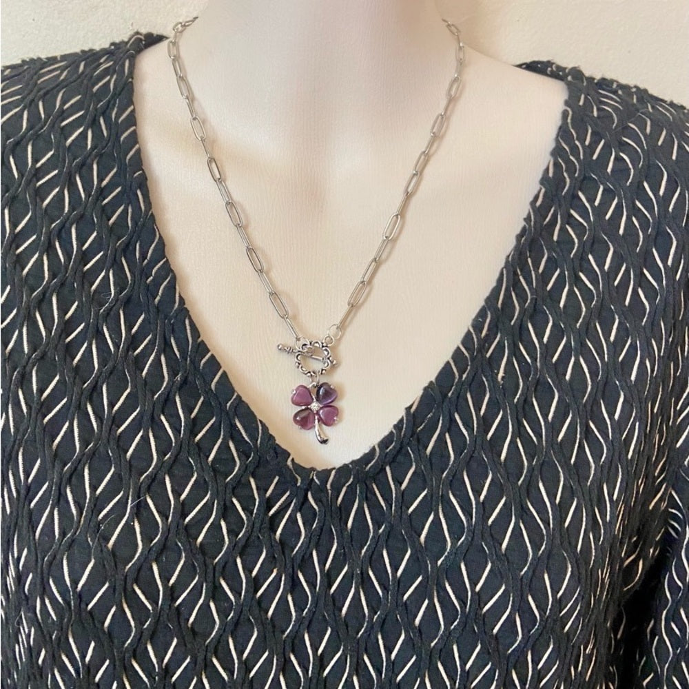 Vintage, Thermoset Purple Floral Pendant Necklace