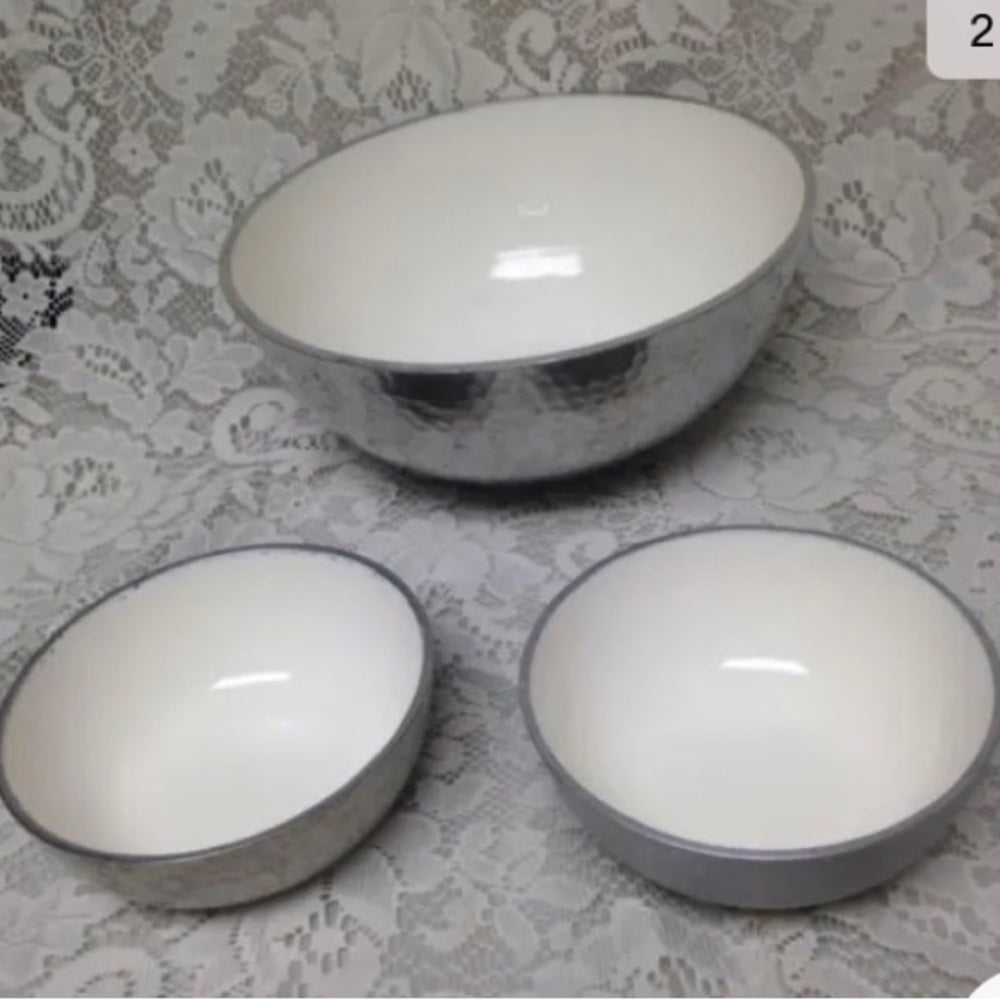 Vintage, Wallace 3pc Set Hammered Pewter-Porcelain Bowl