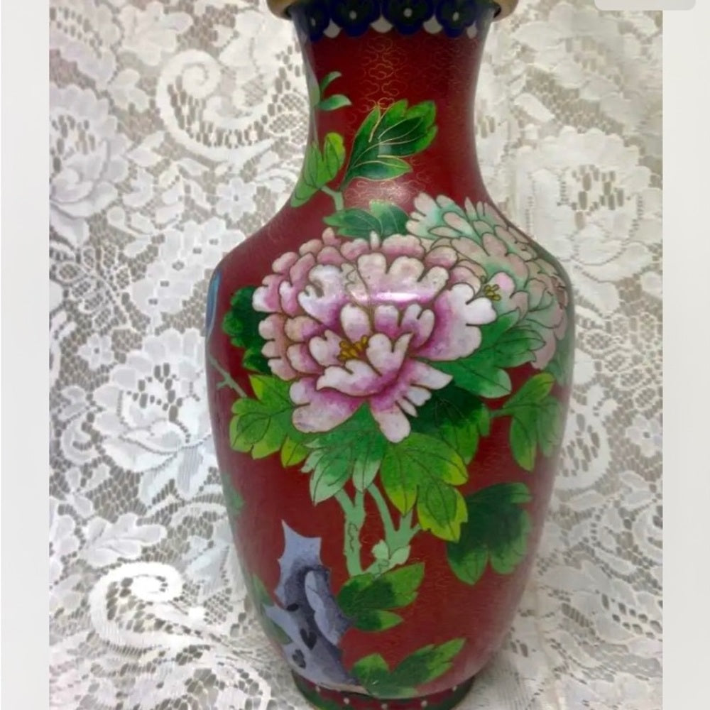 Vintage, Beautiful, Large 10.5in x 4.5in Red Floral Cloissone’ Vase