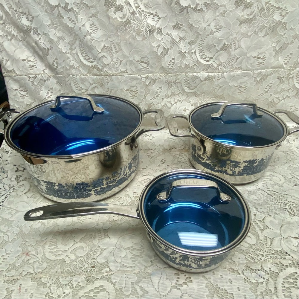 Blue Willow, Stainless Steel-Covered Sauce Pan 13.5in L x 6.5in D x 4.5in H