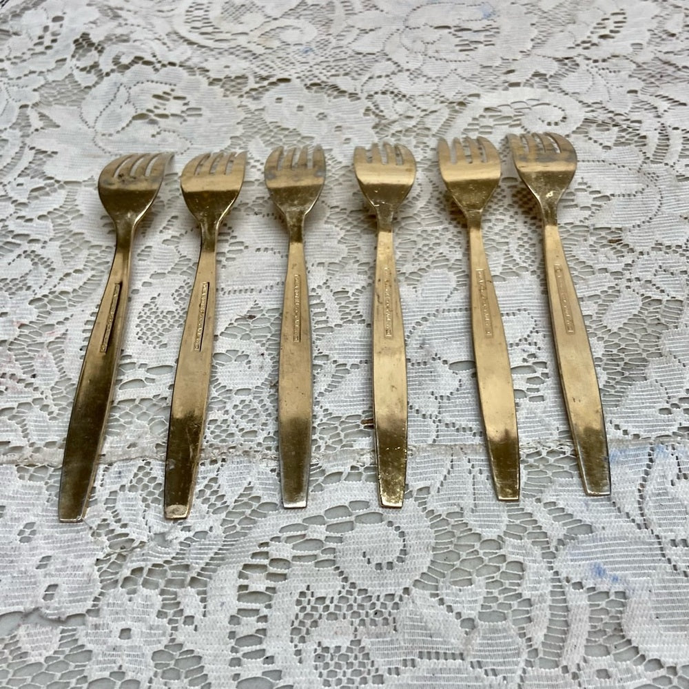 Vintage, Rogers, Korea 29-pc Gold Plated Flatware, Service for 6 with Box (2ZE-0