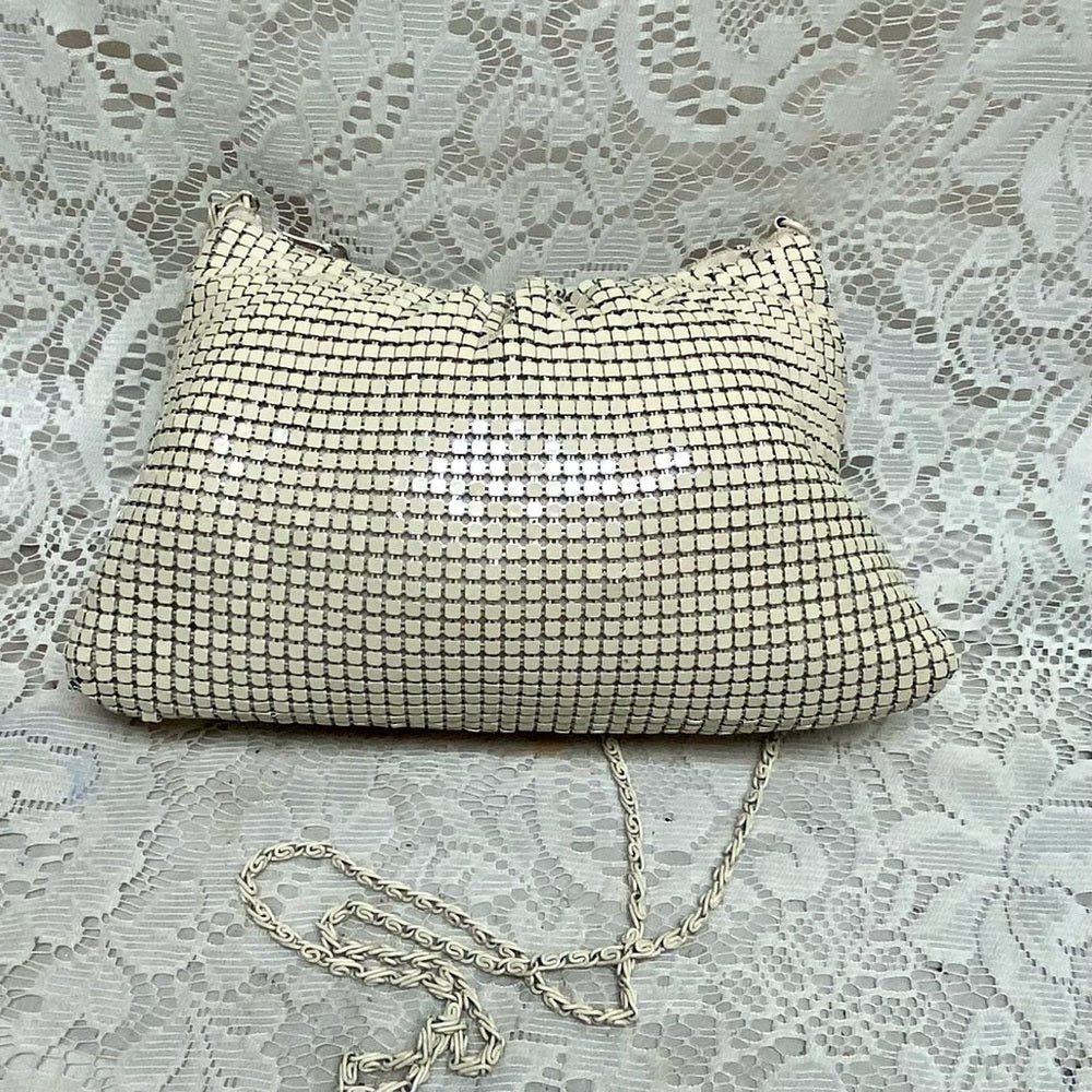 Vintage, Beige Mesh Metal Clutch-Shoulder Bag