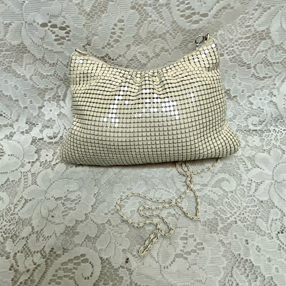 Vintage, Beige Mesh Metal Clutch-Shoulder Bag