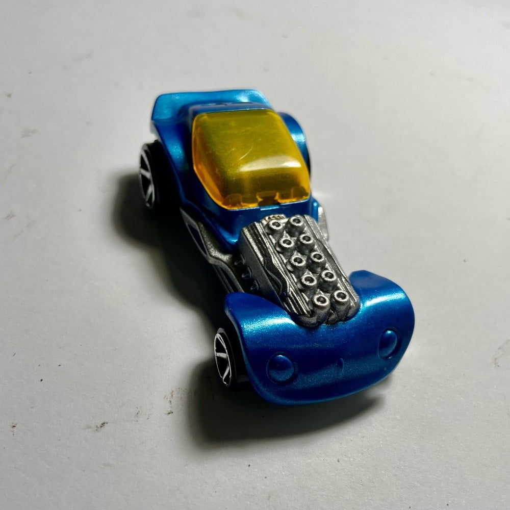 Vintage Hotwheels-Mattel Inc. 2008 Mattel Inc. 3.5in Blue Sports Car